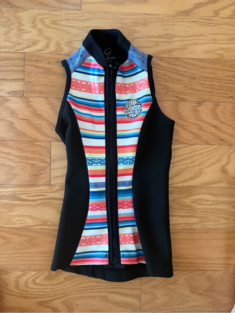 Rip Curl G-Bomb 1mm Sleeveless Neoprene Vest STRIPE - women’s size 4 - NWT